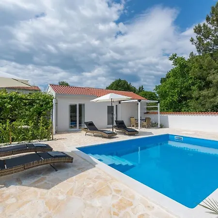Casa Cosini With Private Pool בית נופש